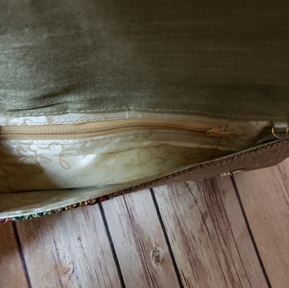 Tribal Print Clutch, Ladies Clutches, Cute Bags - Picture 4 of 5